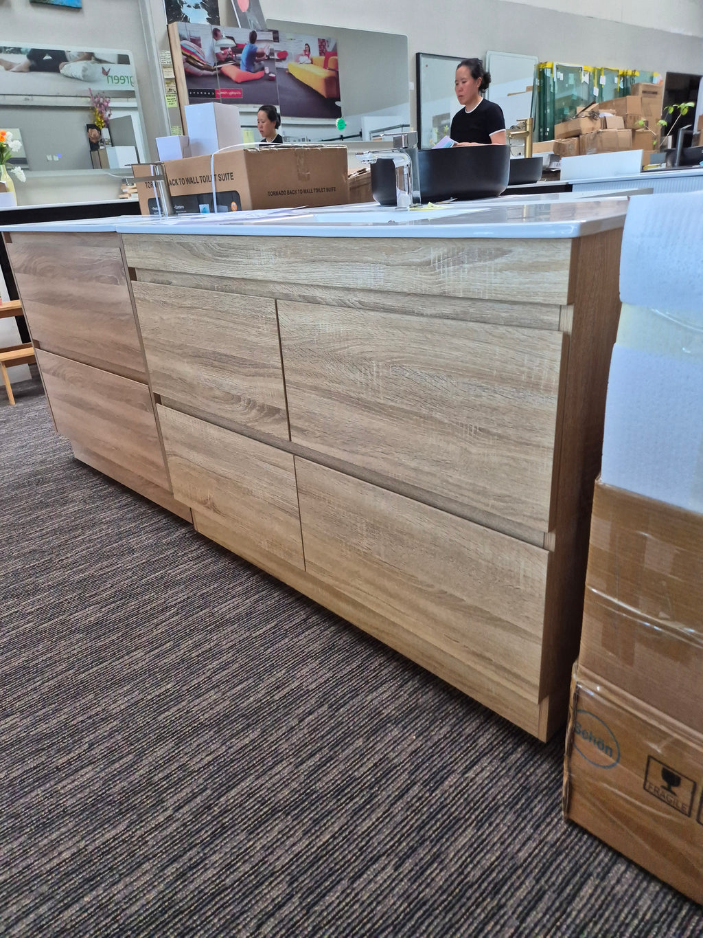 Lily Floor Standing/Wall Hanging Vanity