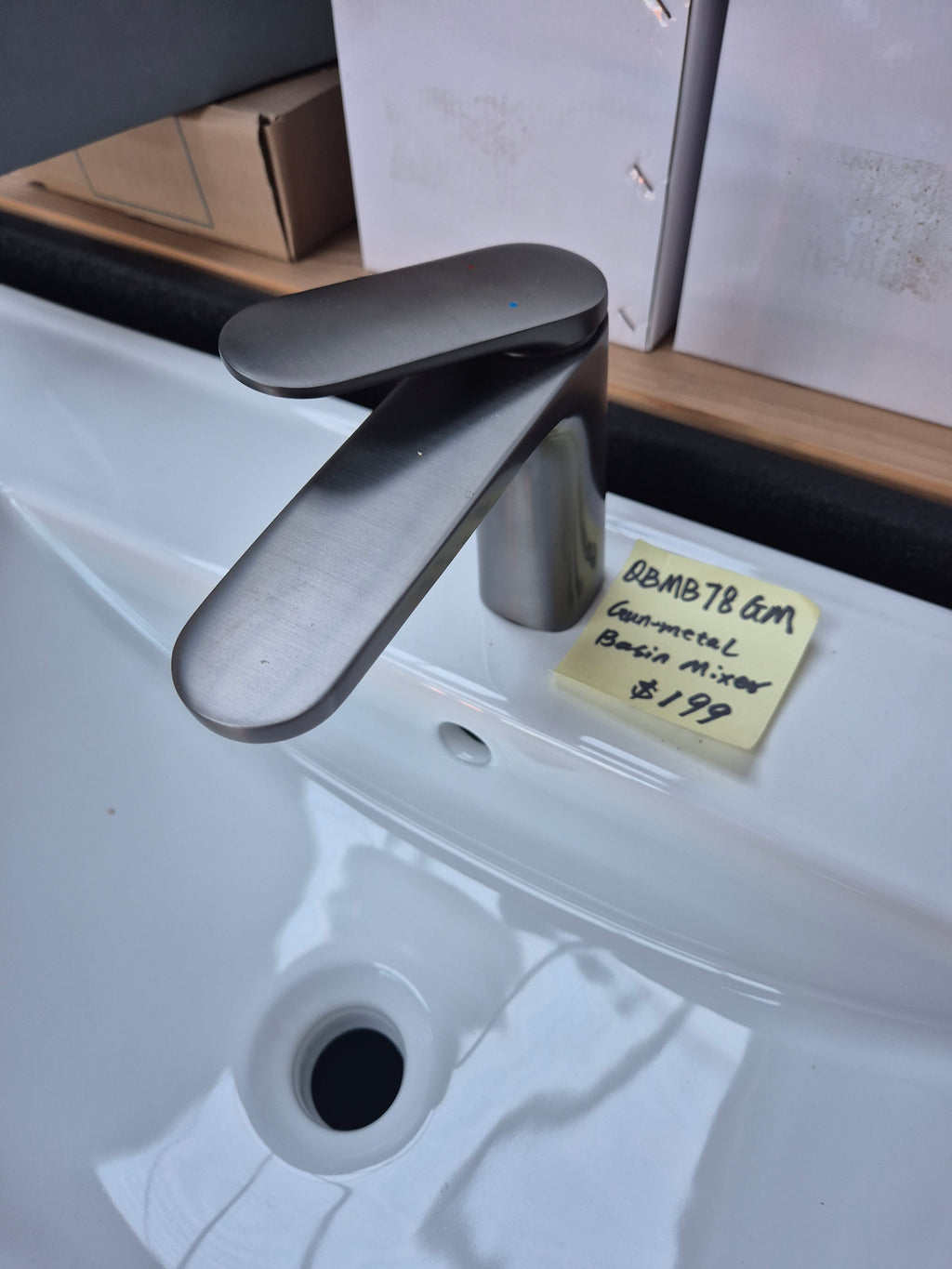 Minimalist Gunmetal Basin Mixer
