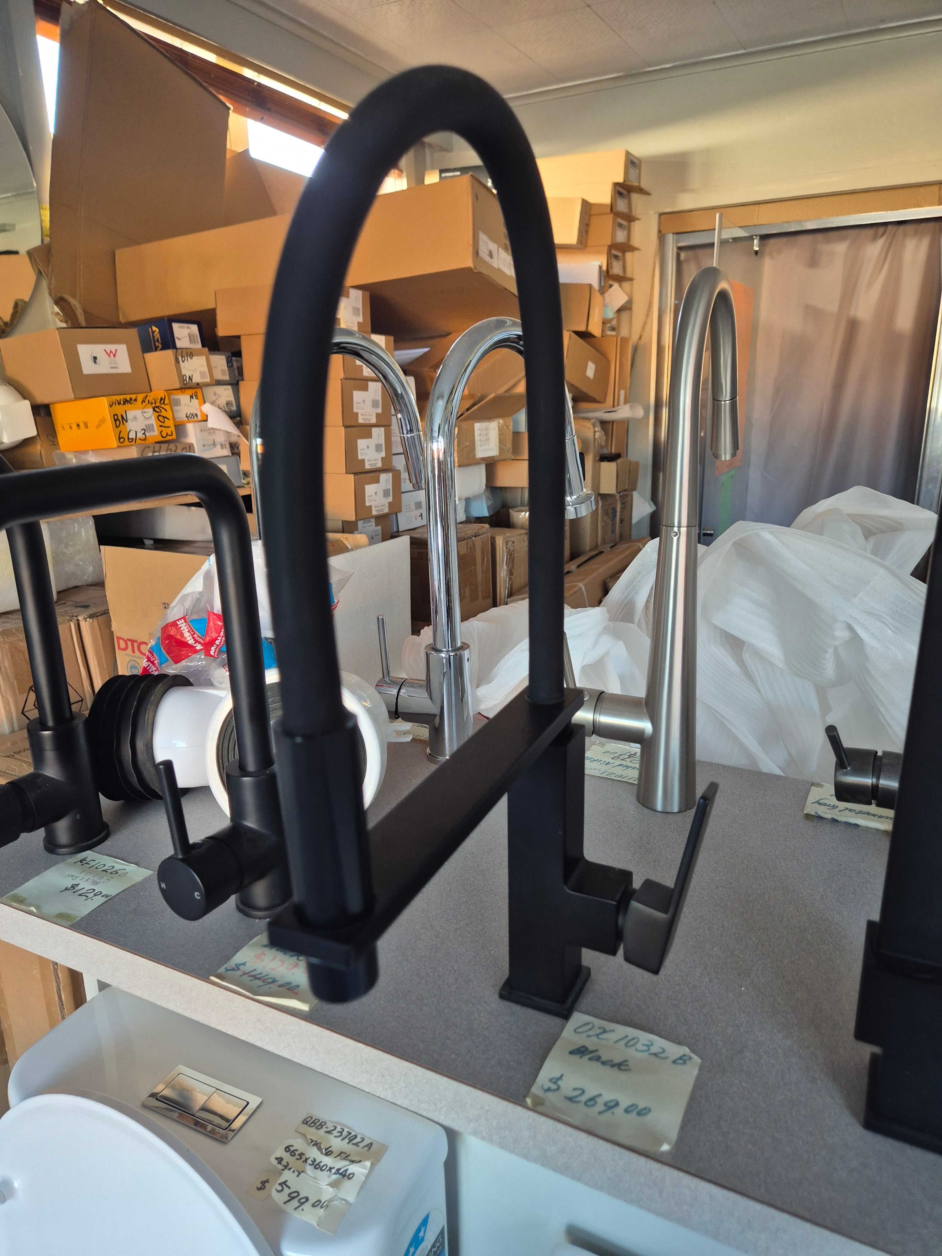 Black Arc Basin Mixer